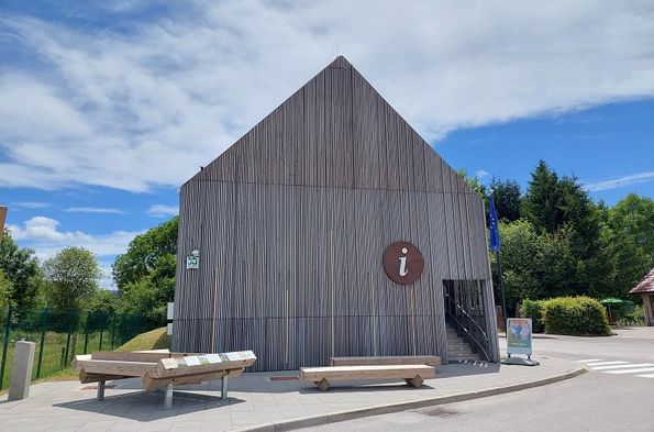 Center za obiskovalce Cerkniško jezero
